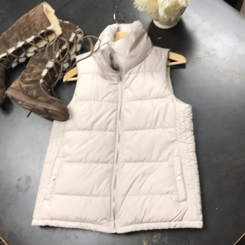 Old Navy Puffer Vest